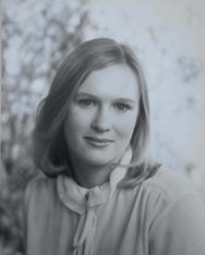 Sara Wallace (née Park)