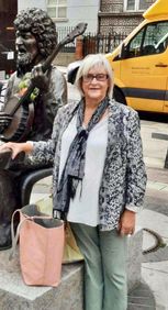 Julie Richards-Whitaker