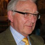 Michael D Wyse